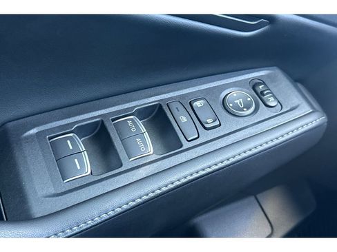 Used 2025 Honda Accord Sport image 10