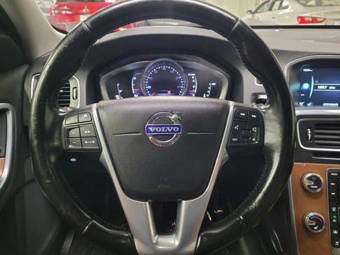 Used 2016 Volvo S60 T5 Inscription Platinum AWD/4WD image 17