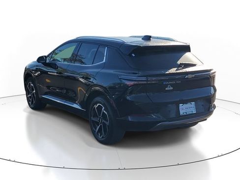 Used 2024 Chevrolet Equinox EV LT w/ LPO, All-Weather Mat Package AWD/4WD image 3