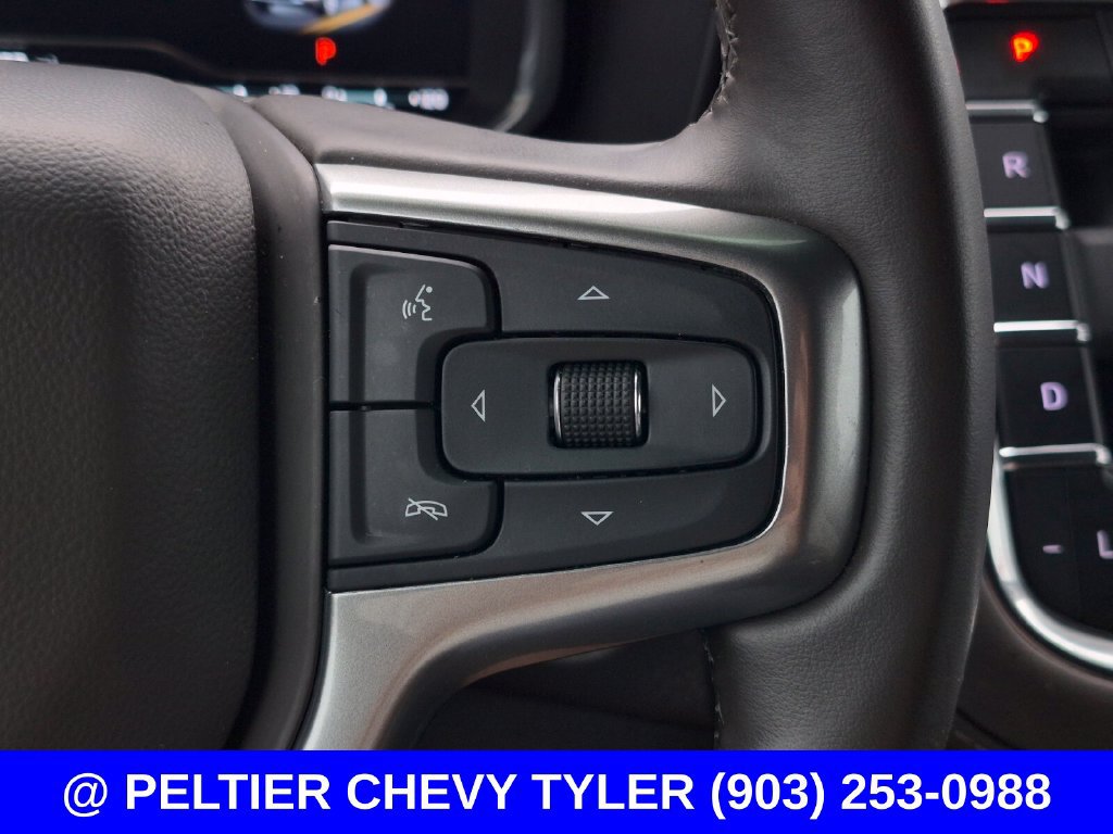Used 2024 Chevrolet Tahoe Z71 w/ Luxury Package AWD/4WD image 21
