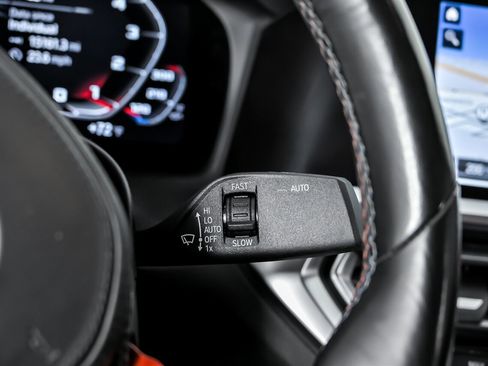 Used 2021 BMW M4 Competition w/ Executive Package image 30