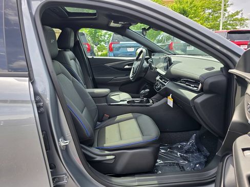 New 2026 Buick Envista Sport Touring w/ Convenience I Package FWD image 27