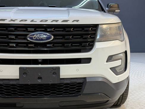 Used 2016 Ford Explorer Sport w/ Equipment Group 401A image 11