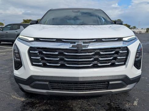 New 2026 Chevrolet Equinox LT AWD/4WD image 2