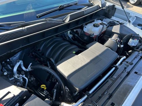 Used 2025 Chevrolet Silverado 1500 W/T RWD image 29