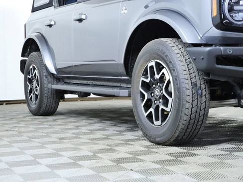 Certified 2022 Ford Bronco Outer Banks AWD/4WD image 2