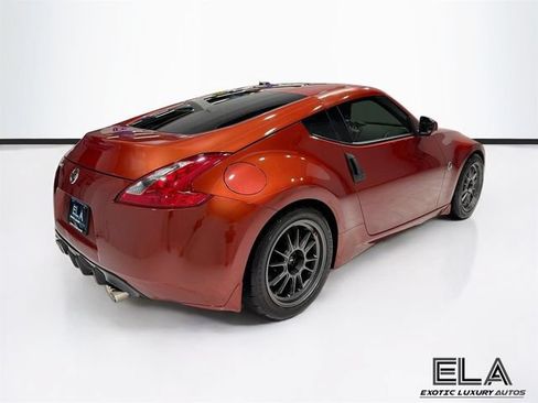 Used 2013 Nissan 370Z Coupe RWD image 8