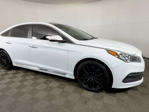 Used 2017 Hyundai Sonata Sport w/ Value Edition Package 02 FWD image 2
