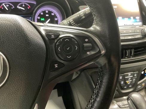 Used 2019 Buick Envision Essence image 21