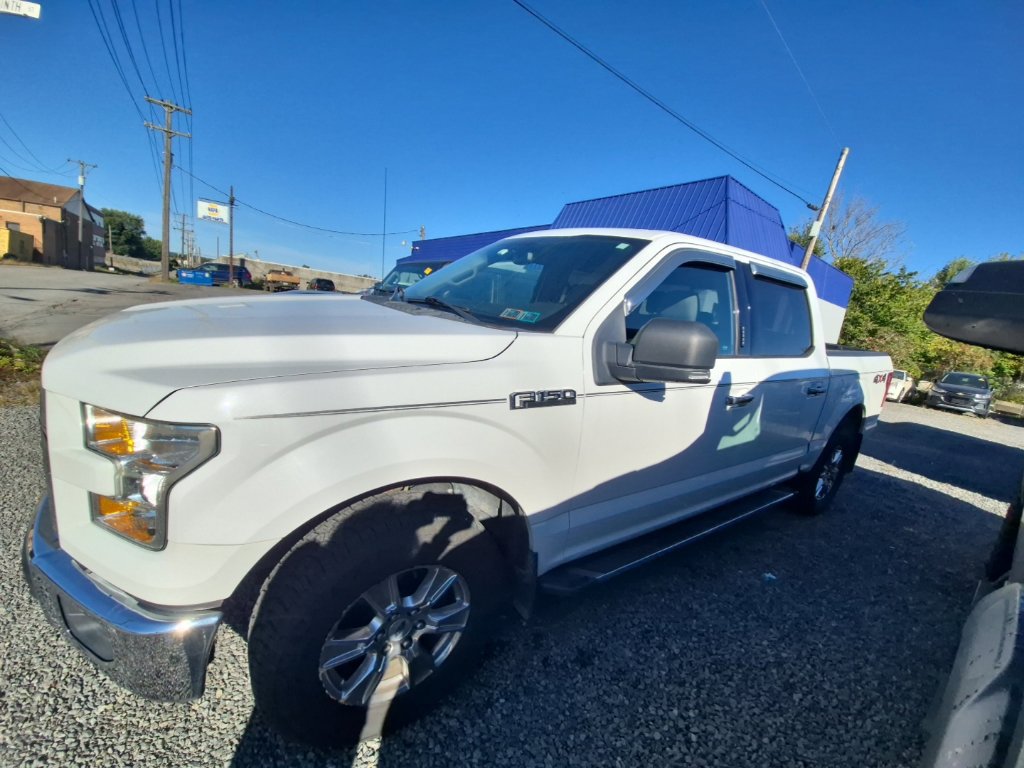 Used 2015 Ford F150 XLT w/ Equipment Group 302A Luxury AWD/4WD image 4