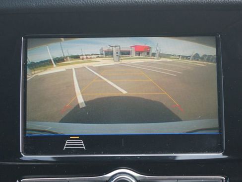 Used 2022 Buick Encore Preferred w/ Safety Package FWD image 7