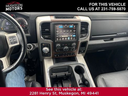 Used 2017 RAM 1500 Laramie AWD/4WD image 11