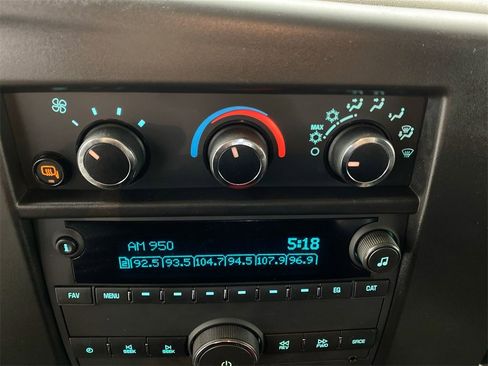 Used 2024 GMC Savana 2500 w/ Driver Convenience Package image 17