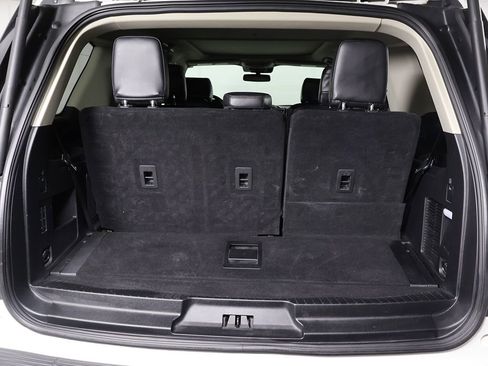 Used 2020 Ford Expedition Platinum AWD/4WD image 19