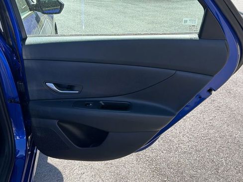 New 2026 Hyundai Elantra SE image 16