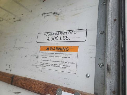 Used 2018 Ford E-350 and Econoline 350 Super Duty image 27