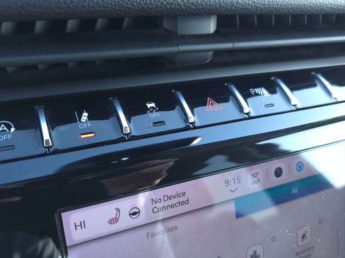 Used 2021 Jeep Grand Cherokee L Limited image 34