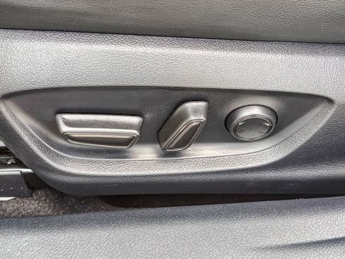 Used 2024 Toyota Camry SE FWD image 20