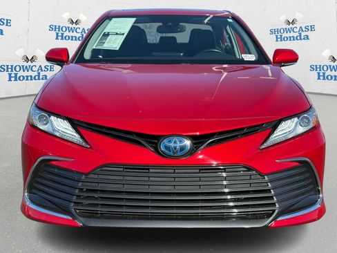 Used 2024 Toyota Camry XLE image 6