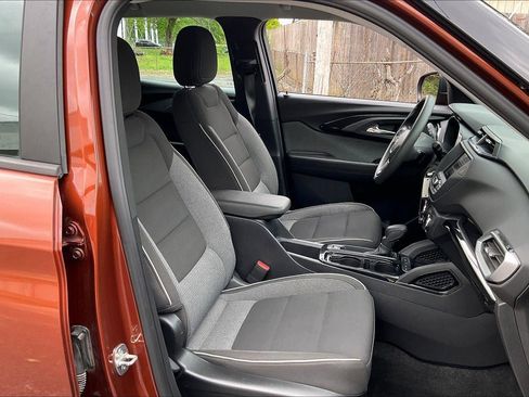 Used 2021 Chevrolet TrailBlazer LS AWD/4WD image 7