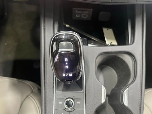 Used 2022 Cadillac XT4 Premium Luxury w/ LPO, Radiant Package image 15