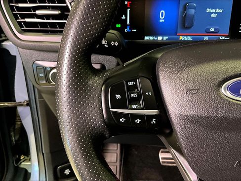 Used 2023 Ford Escape ST-Line image 11