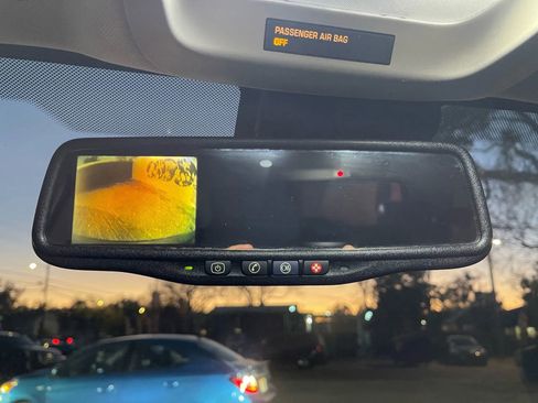 Used 2010 Chevrolet Equinox LT w/ Chrome Appearance Package image 15