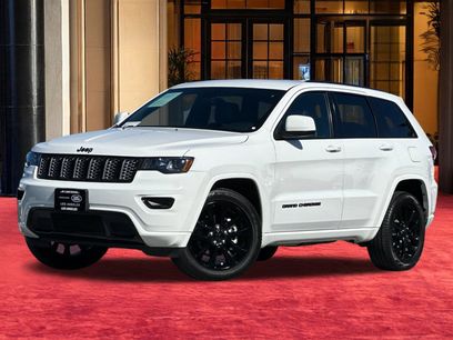 Used 2018 Jeep Grand Cherokee Altitude