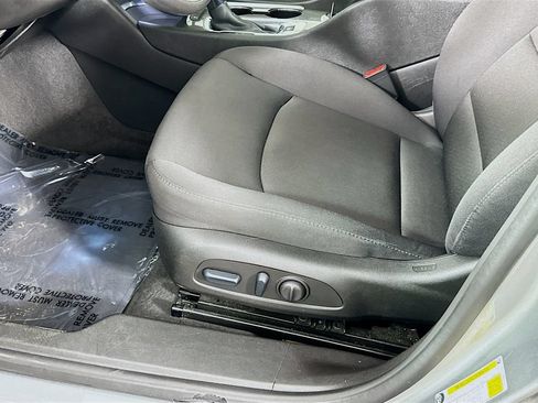 Used 2024 Chevrolet Malibu LT FWD image 27