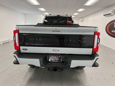 New 2026 Ford F250 Platinum w/ FX4 Off-Road Package image 7