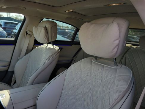 Certified 2022 Mercedes-Benz S 580 4MATIC Sedan image 24