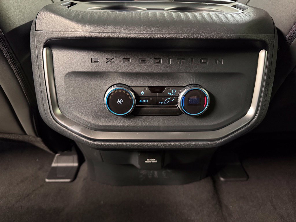 New 2027 Ford Expedition Active AWD/4WD image 34
