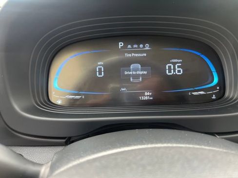 Used 2026 Hyundai Venue SEL FWD image 20