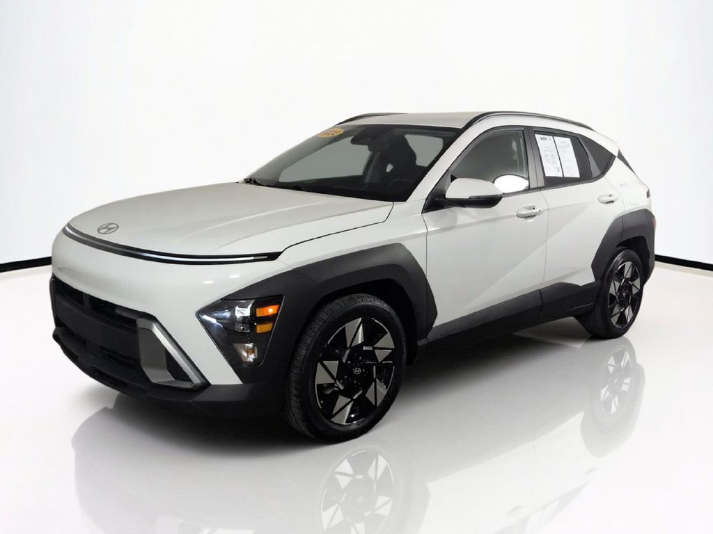 Used 2025 Hyundai Kona SEL FWD image 11