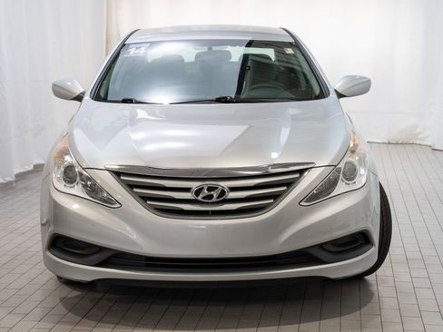 Used 2014 Hyundai Sonata GLS image 2