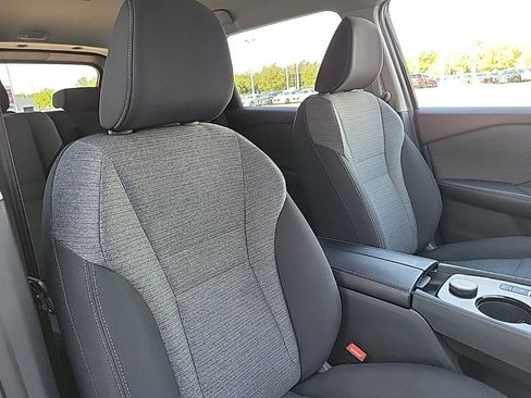 Used 2023 Nissan Rogue SV image 14