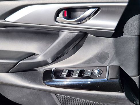 Used 2023 MAZDA CX-9 Touring image 11