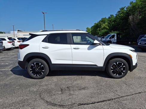 Used 2023 Chevrolet TrailBlazer LT w/ Convenience Package AWD/4WD image 13