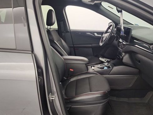 Used 2023 Ford Escape ST-Line w/ Tech Pack #1 AWD/4WD image 31