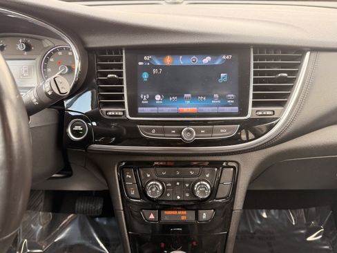 Used 2017 Buick Encore Premium image 19