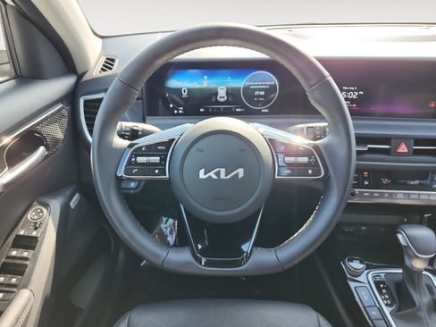 Used 2024 Kia Seltos SX w/ SX Sunroof Package AWD/4WD image 12