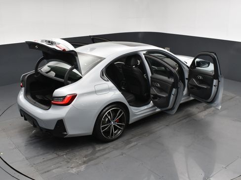 Used 2023 BMW 330i xDrive 330i xDrive w/ M Sport Package image 30