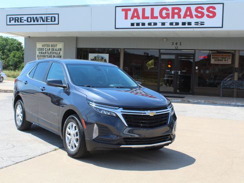 Used 2022 Chevrolet Equinox LT FWD image 1