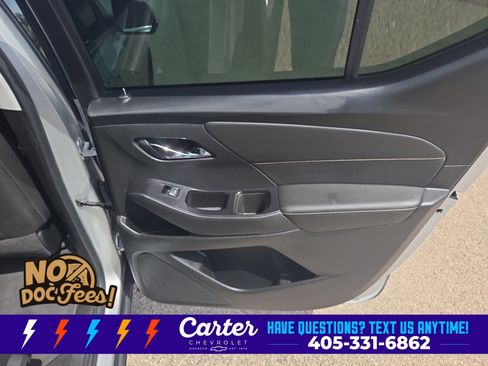 Used 2020 Chevrolet Traverse LT w/ Driver Confidence II Package FWD image 34