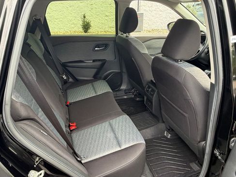 Used 2023 Nissan Rogue SV image 28