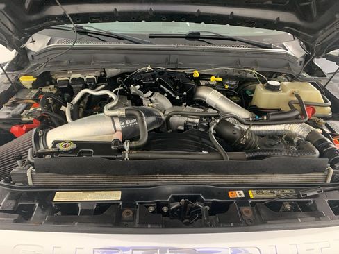 Used 2015 Ford F350 Platinum image 9