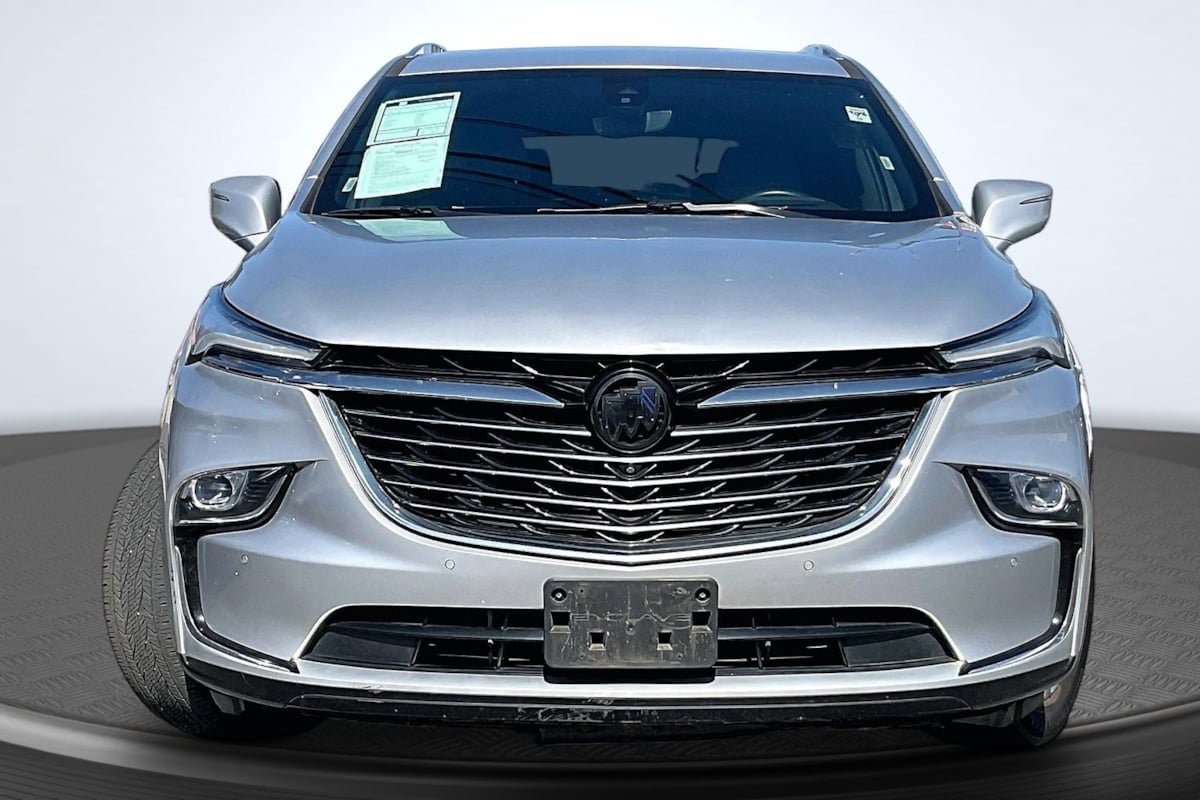 Used 2022 Buick Enclave Premium FWD image 3