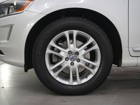 Used 2016 Volvo XC60 T5 Premier w/ Protection Package image 31