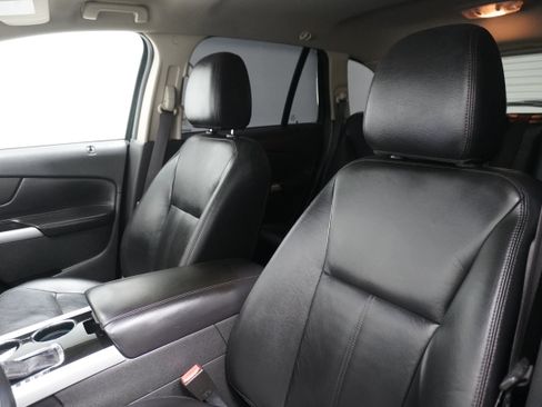 Used 2013 Ford Edge Limited w/ Driver Entry Pkg image 10