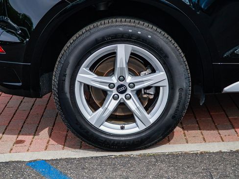 Certified 2023 Audi Q5 2.0T Premium w/ Convenience Package image 10